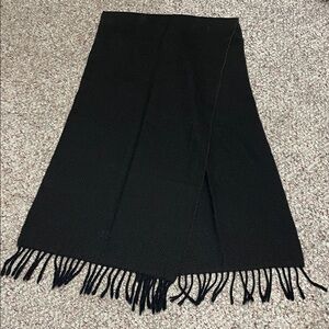 Hugo boss embroidered logo 100% wool Black Fringed Scarf